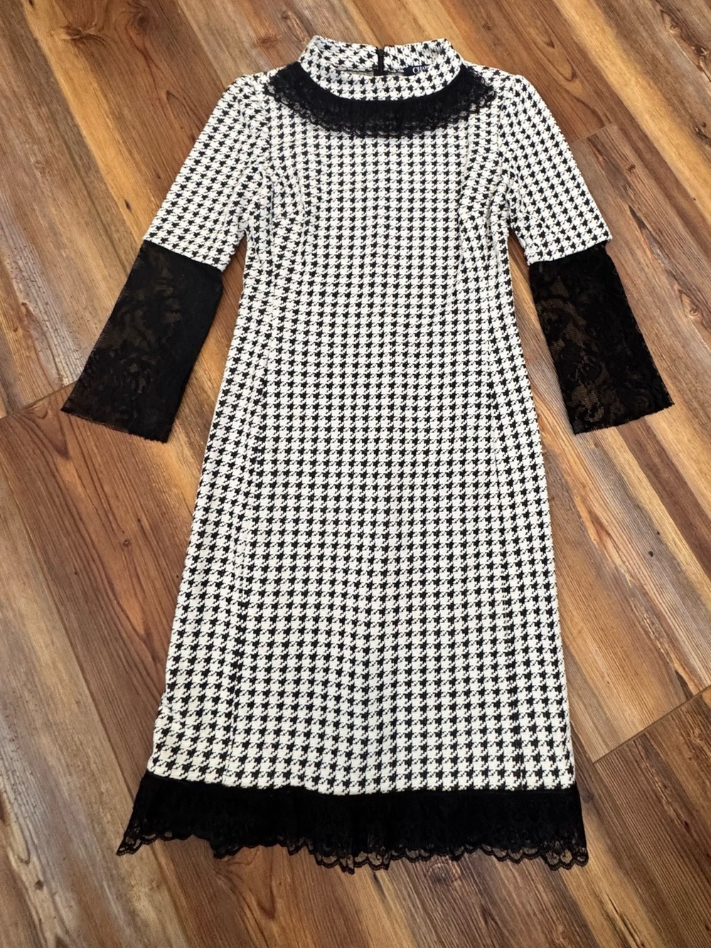Chaps Black & White Houndstooth Midi Dress with Lace Trim